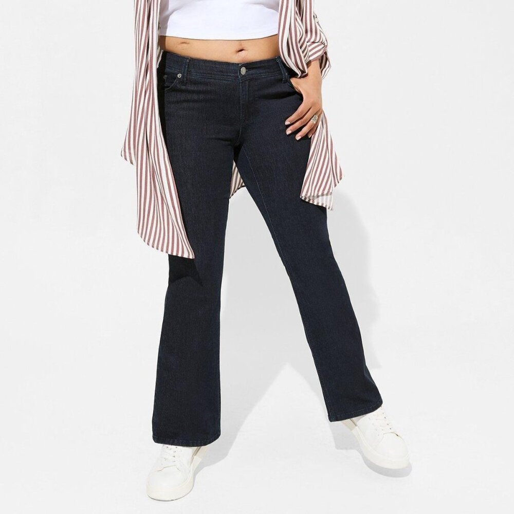 ❤️NWT TORRID JEAN - LUXE SLIM BOOT CUT STRETCH  MID RISE DENIM PLUS SIZE